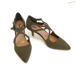 FIONI Clothing Green Kitten Heels with Crisscross Straps